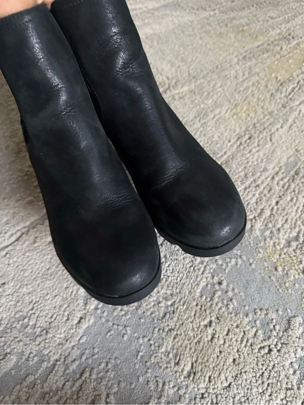 Sorel black leather Joan Uptown Chelsea Wedge Ankle Boots pull on elastic 9.5